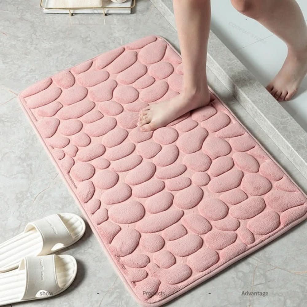 CLOUDSTEP MAT - Ultra-soft bath mat with fast water absorption and non-slip backing for dry and safe floors