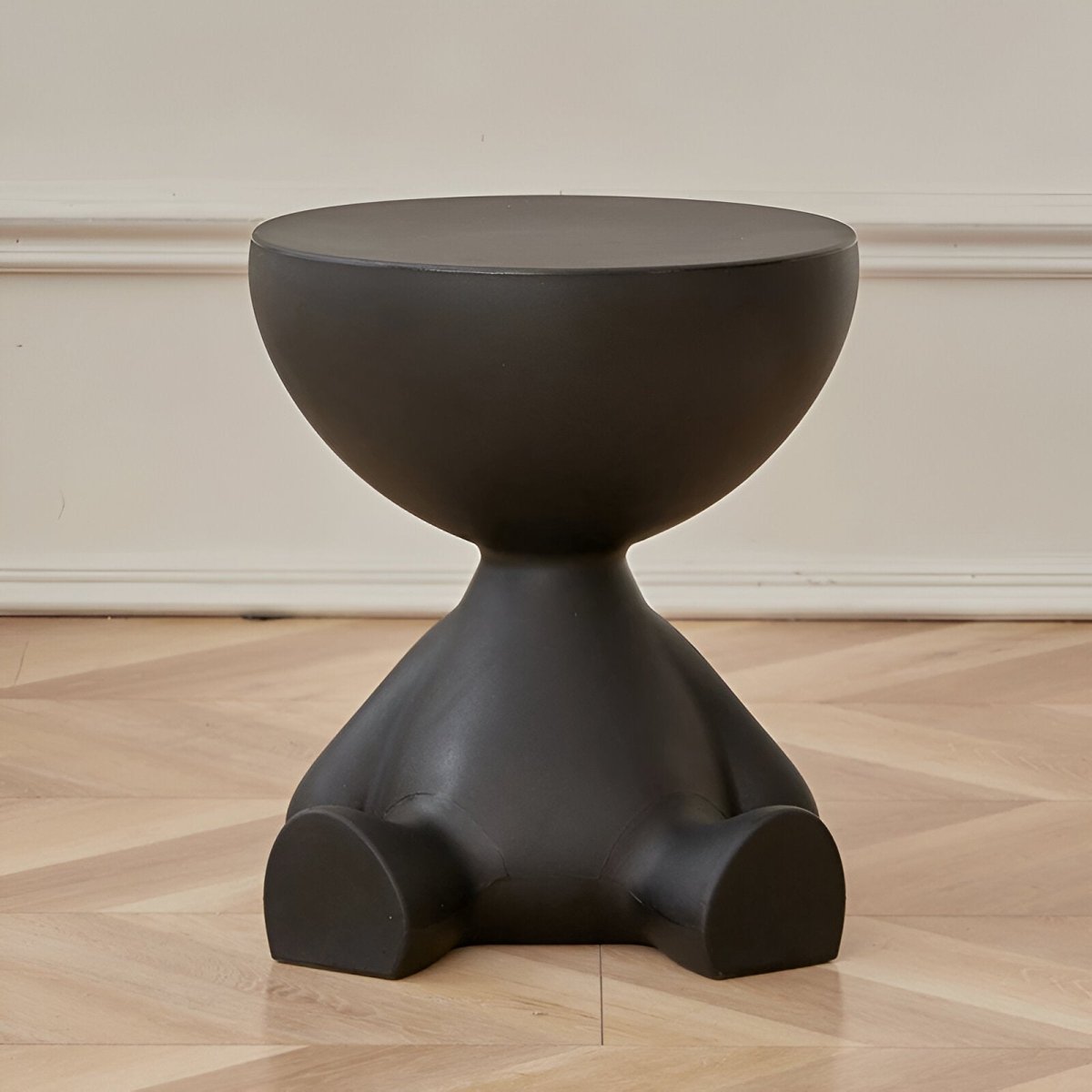 Eleganter Runder Couchtisch - Zeitloses Design für Wohnzimmertisch und Beistelltisch 0