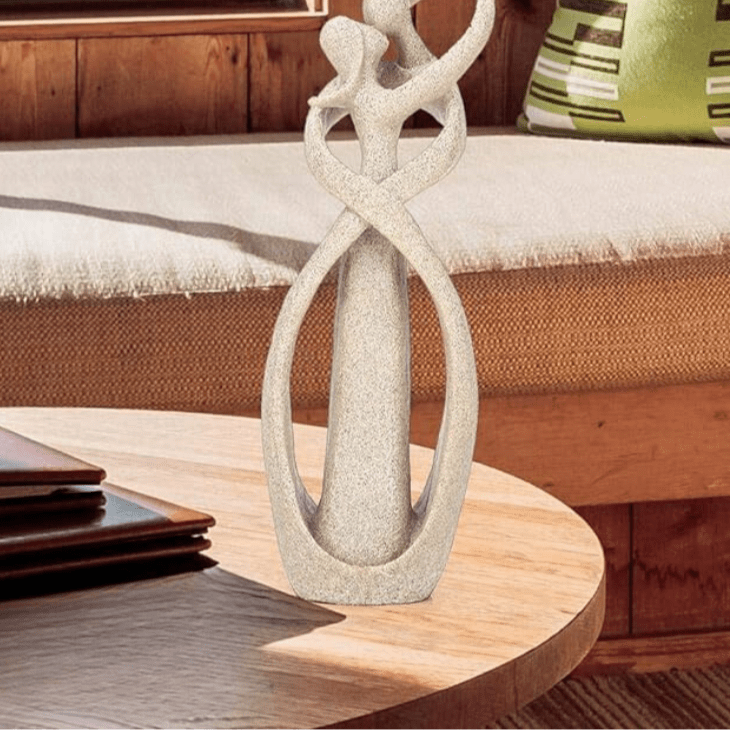 ETERNAL EMBRACE - Abstract sculpture as a symbol of timeless love
