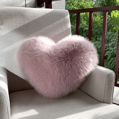 HEARTLUX – Weiches Herzkissen aus Kunstfell für moderne Wohndekoration 5