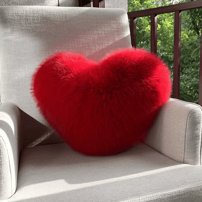 HEARTLUX – Weiches Herzkissen aus Kunstfell für moderne Wohndekoration 6
