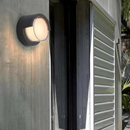 SOLVION – Modern LED Outdoor Wall Light for Clear Visibility and Stylish Accents