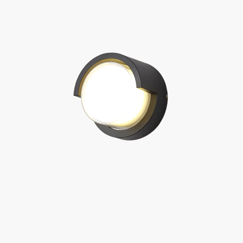 SOLVION – Modern LED Outdoor Wall Light for Clear Visibility and Stylish Accents