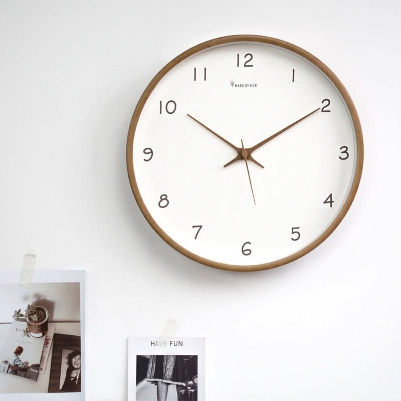 WOODHAVEN – 10 Zoll große, geräuschlose analoge Wanduhr aus Massivholz 3